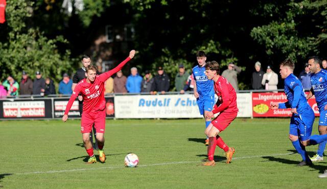 Fußball-Oberliga Hamburg: Buchholz 08 verliert in der Nachspielzeit - Buchholz