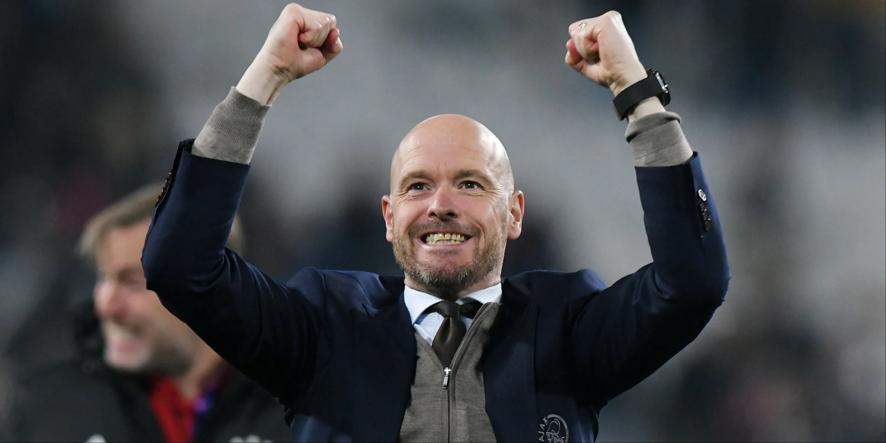 Erik ten Hag, cựu HLV Ajax, gắn liền với thế hệ cầu thủ tài năng trưởng thành từ học viện trứ danh