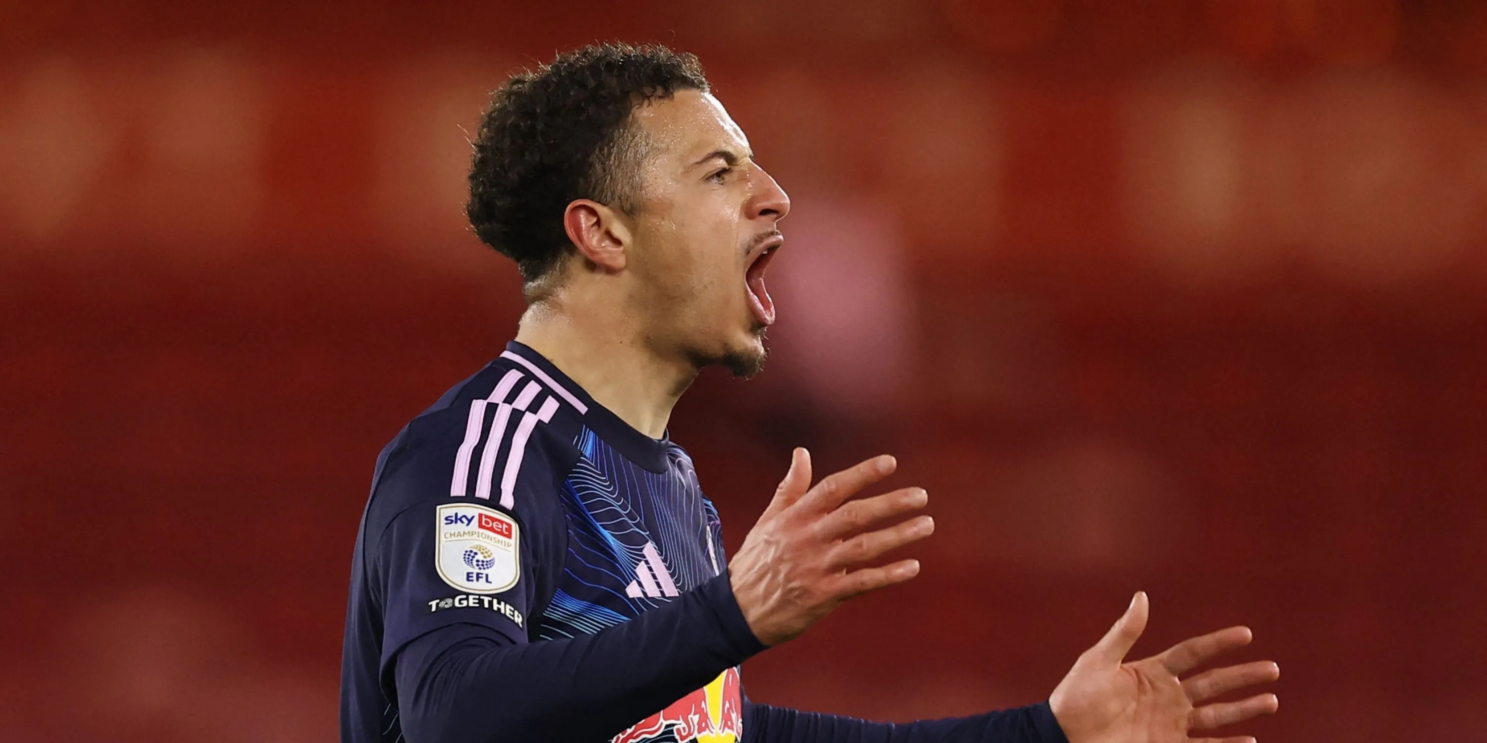 Ethan Ampadu, cầu thủ đa năng của Leeds United