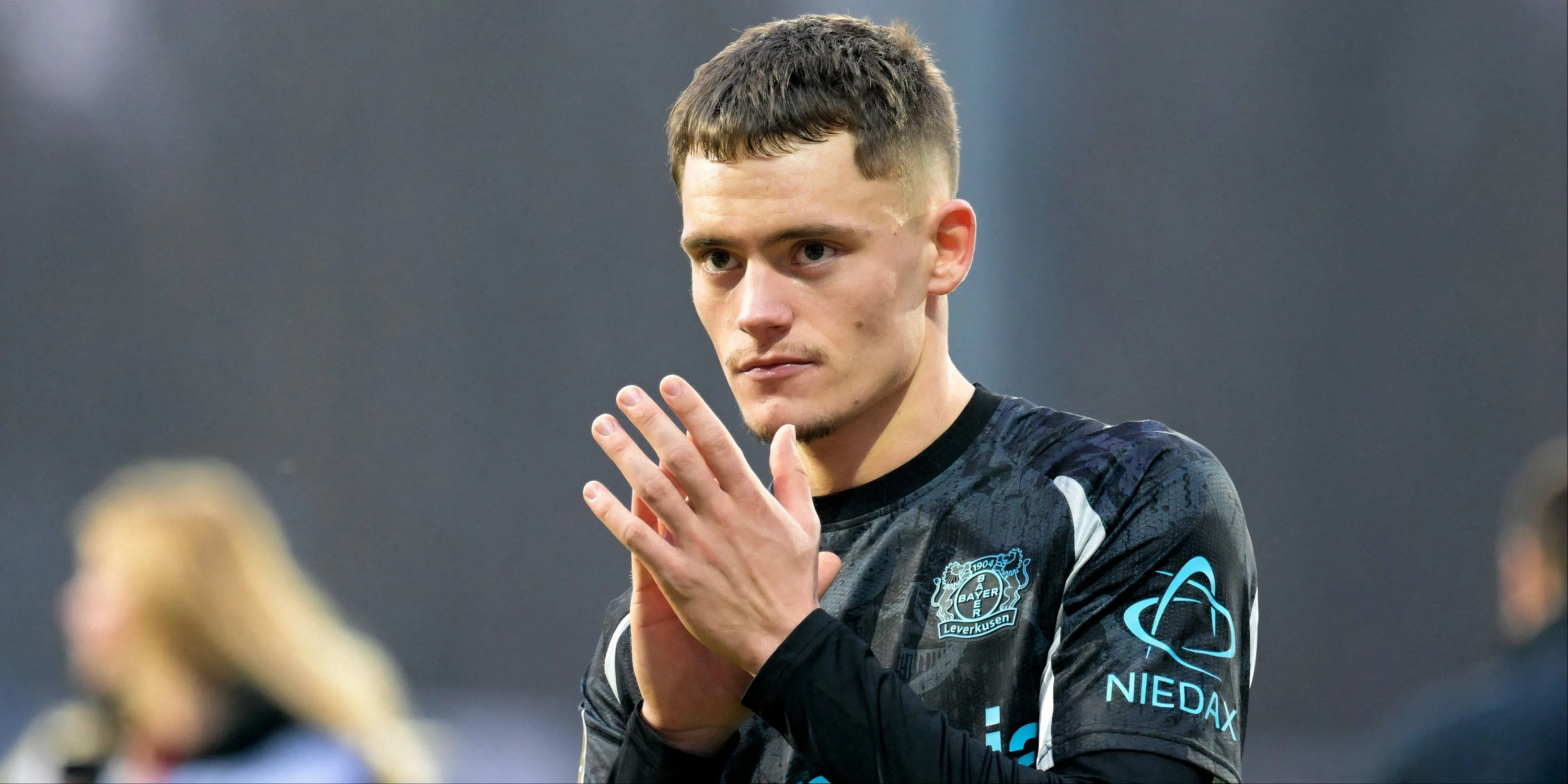Florian Wirtz trong màu áo Bayer Leverkusen - Cầu thủ xuất sắc Bundesliga