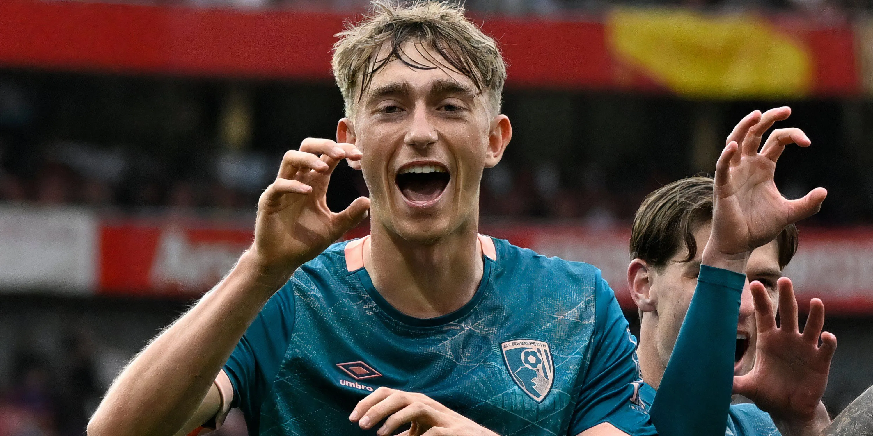 Hậu vệ Dean Huijsen, cầu thủ Bournemouth chuyển đến Real Madrid