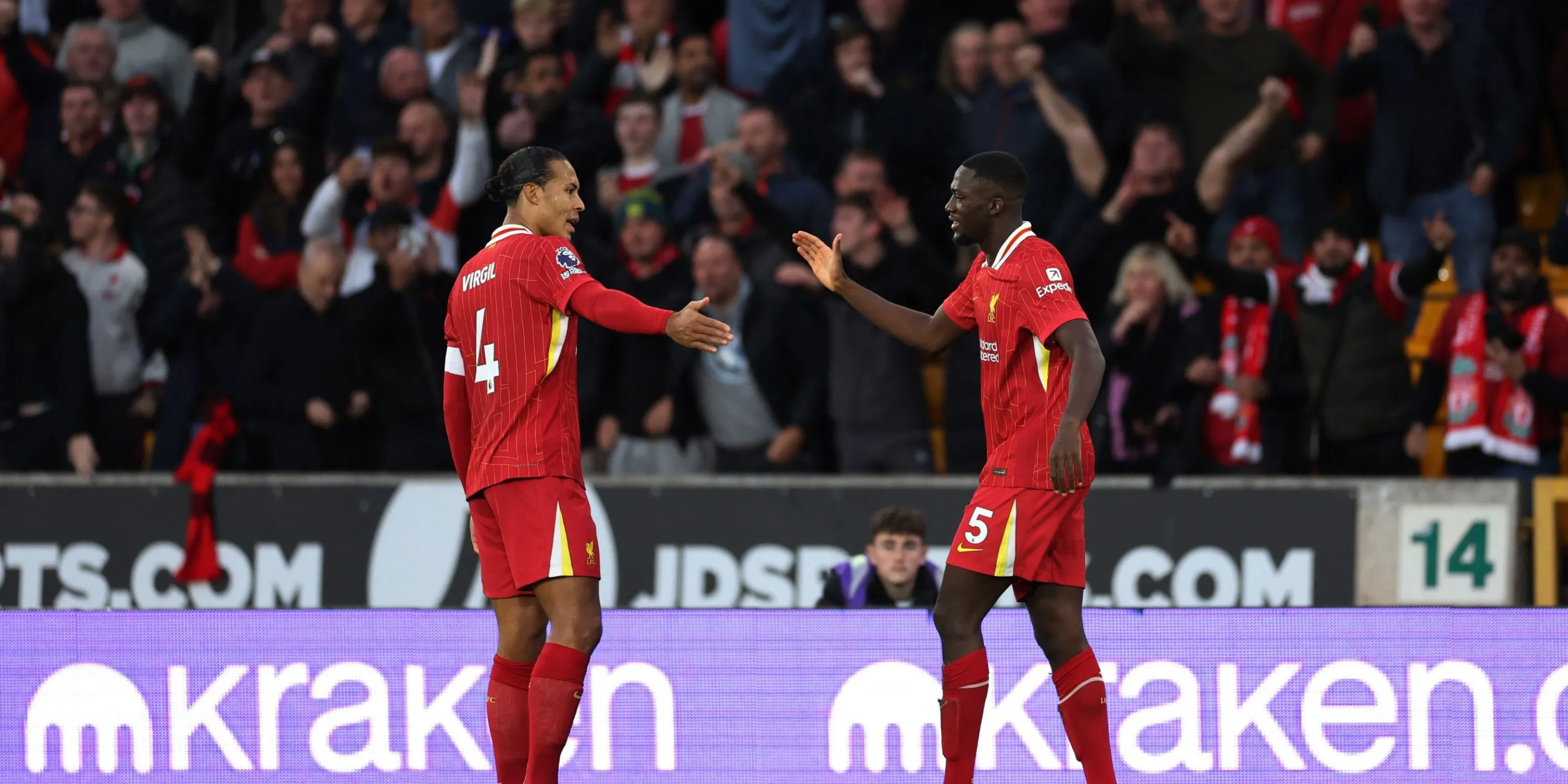 Ibrahima Konate và Virgil van Dijk, bộ đôi trung vệ của Liverpool, tương lai của Konate đang bất định