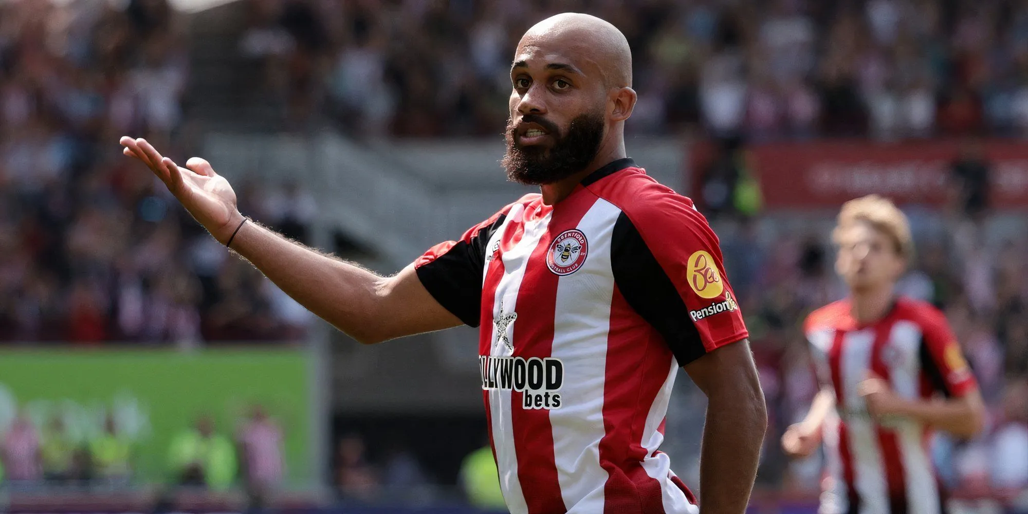 Tiền đạo Bryan Mbeumo của Brentford, người có thể rời đi Hè 2025