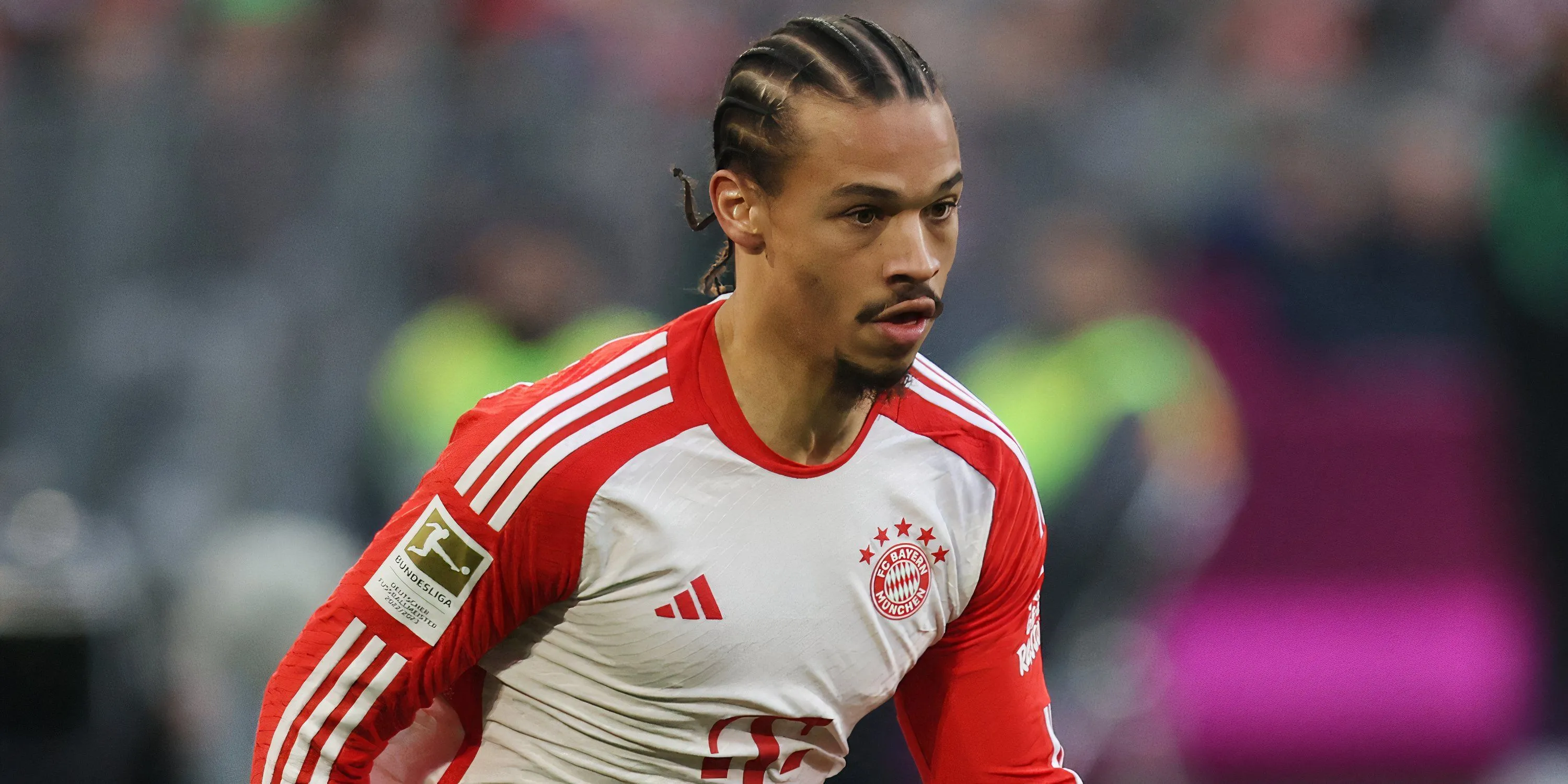 Tiền vệ chạy cánh Leroy Sane của Bayern Munich thi đấu