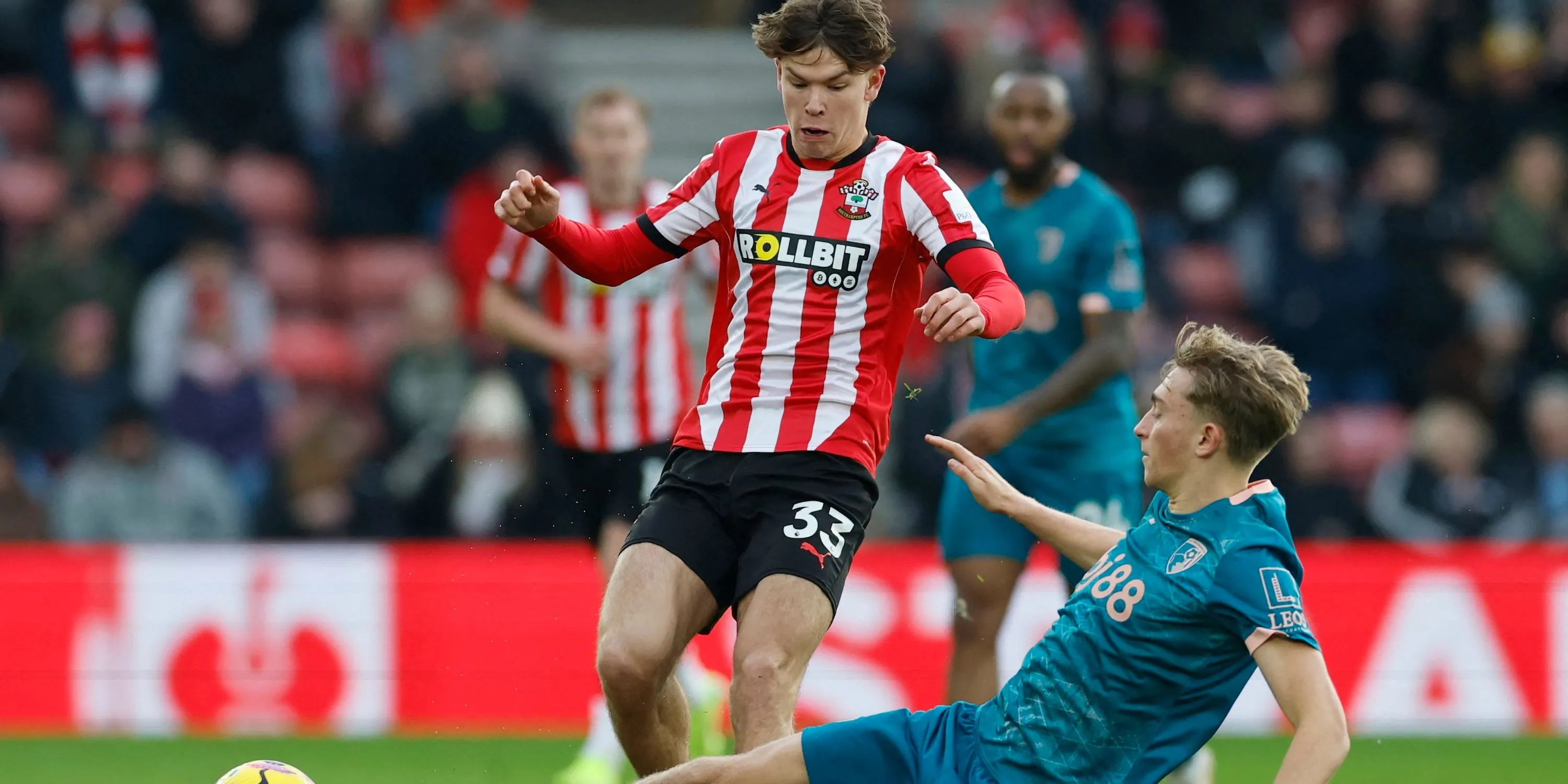 Tyler Dibling trong trận đấu giữa Southampton và Bournemouth - Sao trẻ tiềm năng từ học viện Saints