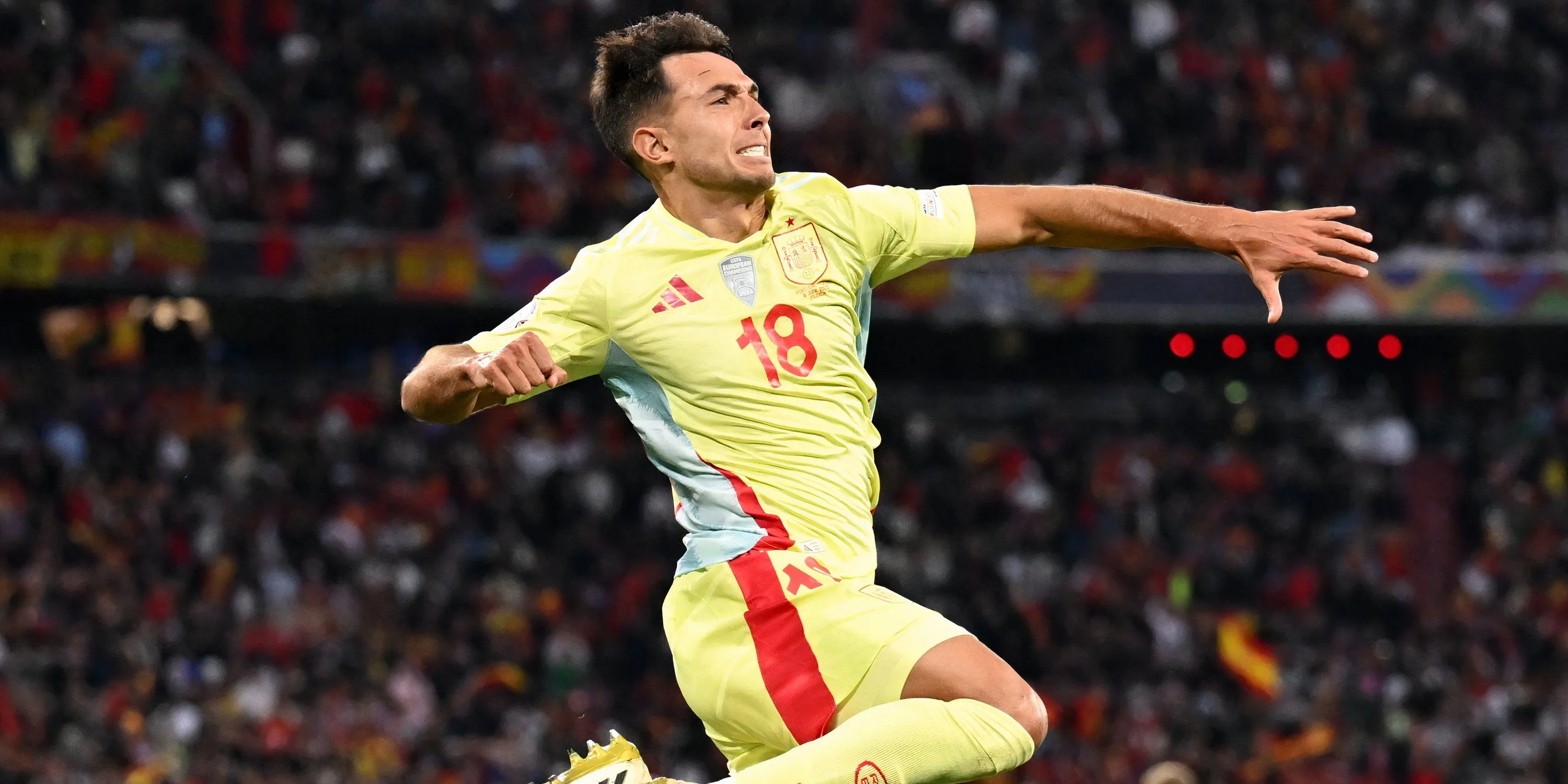 Martin Zubimendi trong màu áo đội tuyển Tây Ban Nha