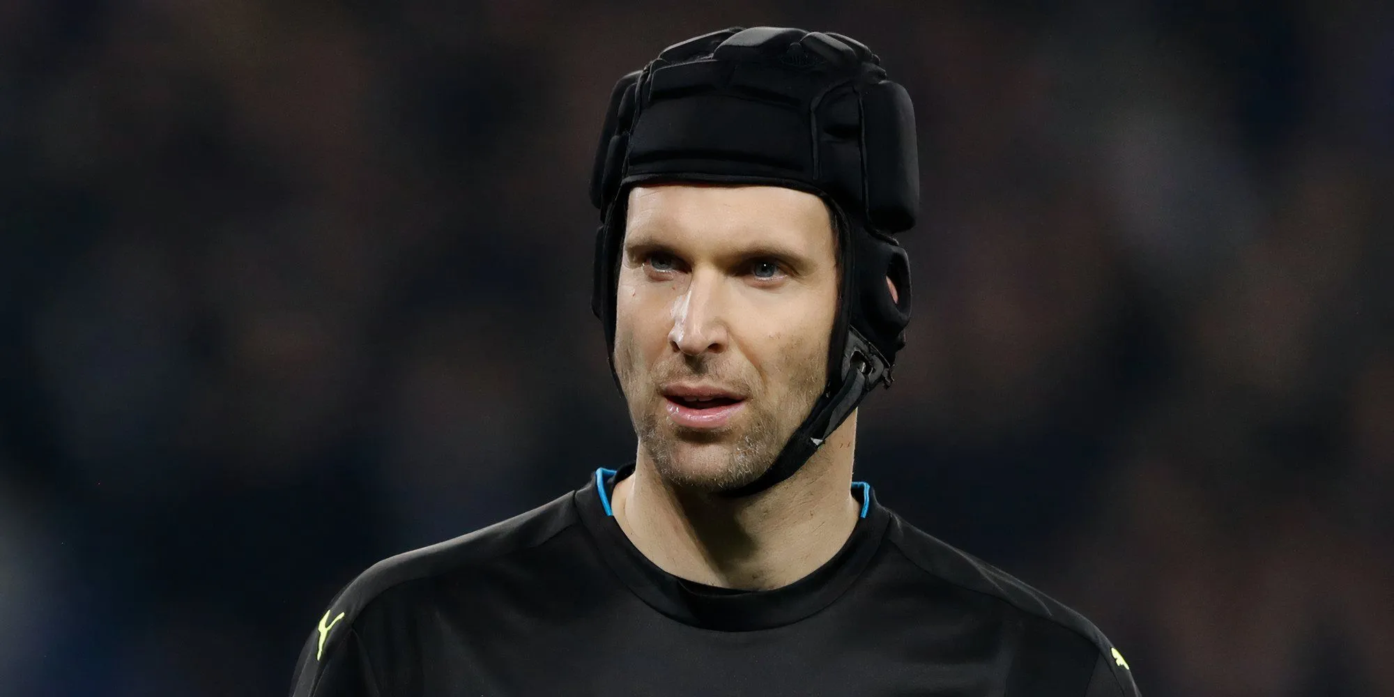 Petr Cech, thủ môn huyền thoại của Chelsea và bóng đá Séc